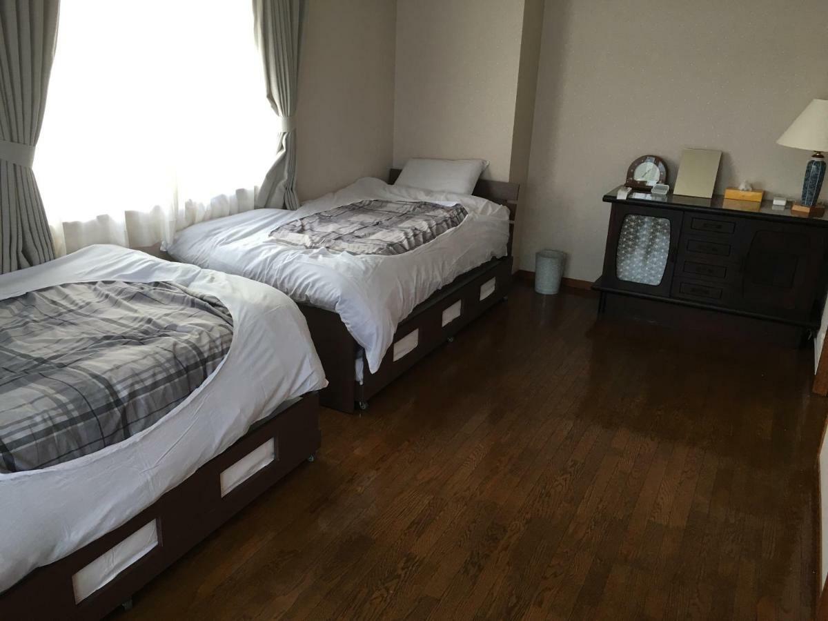 Hostel Mallika ฮิโรชิม่า ภายนอก รูปภาพ